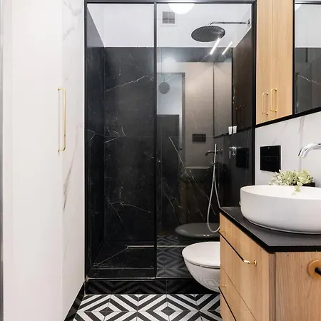 Downtown Blues Oldtown Franciszkanska *